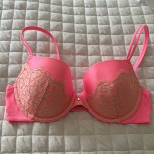 Victoria’s Secret very sexy lined Demi bra pink w gold lace trim size 34 D EUC
